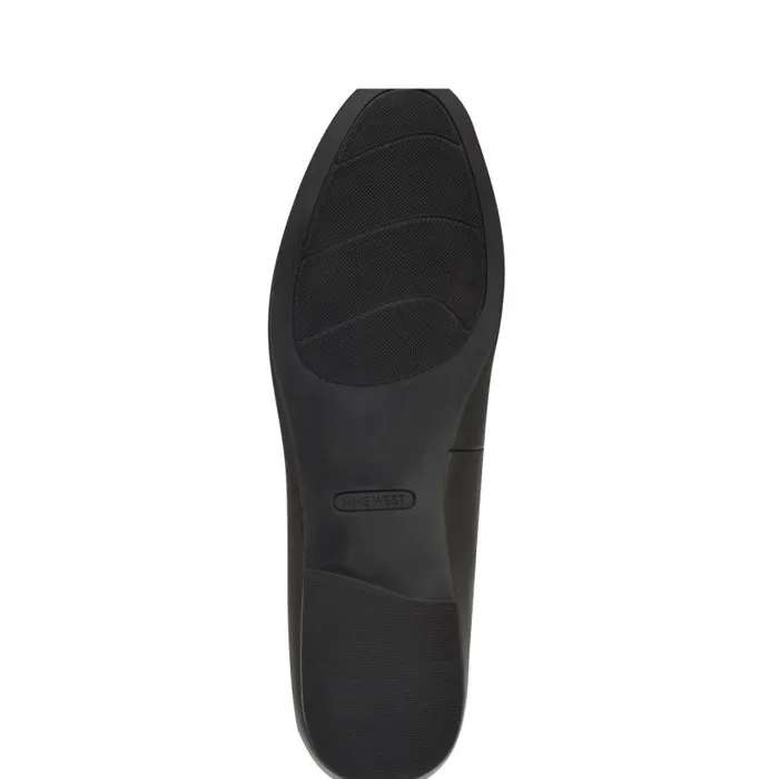 Brayci Casual Loafers Black Women Nine West Flats and Loafers