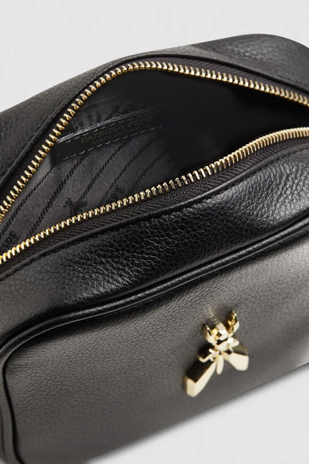 Crossbodys Women Patrizia Pepe Hammered Leather Shoulder Bag Black And Gold