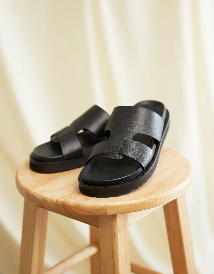 Edie Chunky Sole Sandal Black Women FatFace Sandals