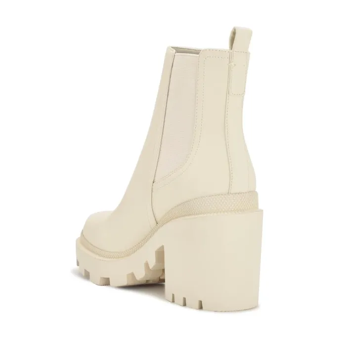 Forme Chelsea Lug Sole Booties Cream Women Nine West Boots and Booties