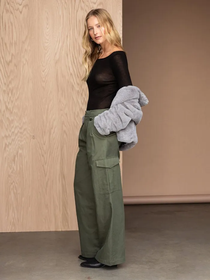 Frankie Cargo High Rise Pant Dark Olive Women Sanctuary Clothing Pants