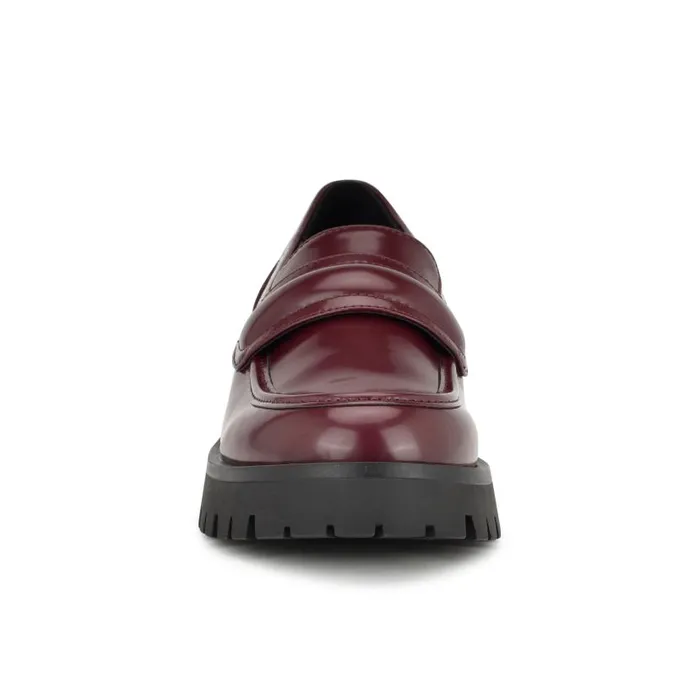Garren Lug Sole Loafers Red Women Nine West Flats and Loafers