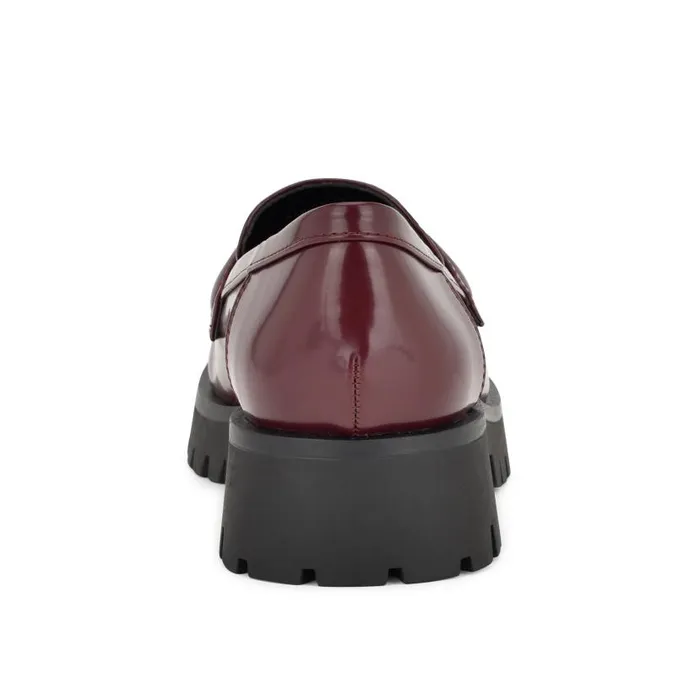 Garren Lug Sole Loafers Red Women Nine West Flats and Loafers
