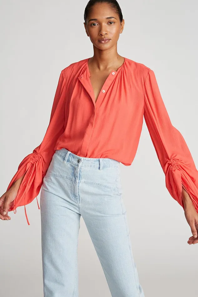 Halston Kasia Blouse In Crinkle Rayon Rhubarb Women Tops
