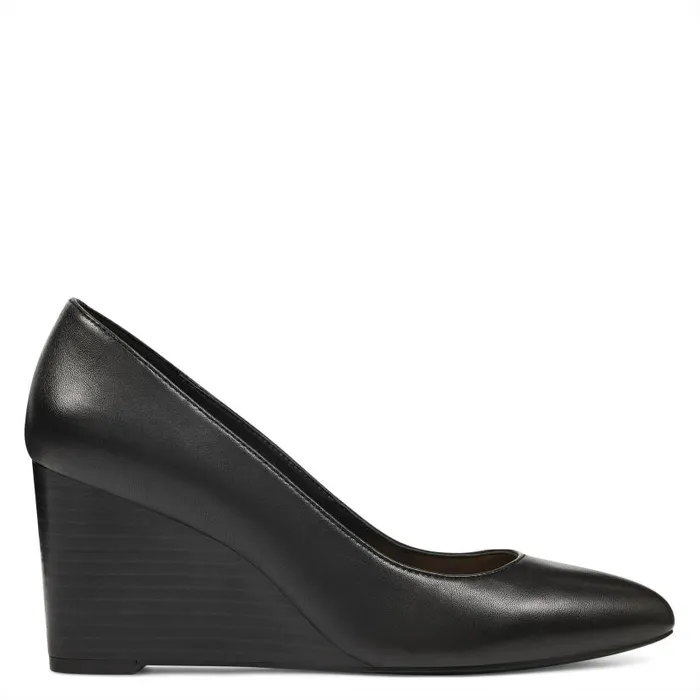 Jazzin Almond Toe Wedges Black Leather Women Nine West Heels