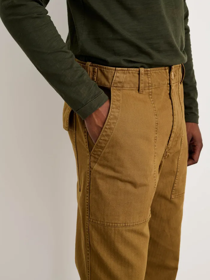 Men Alex Mill Pants Field Pant In Herringbone Dark Khaki