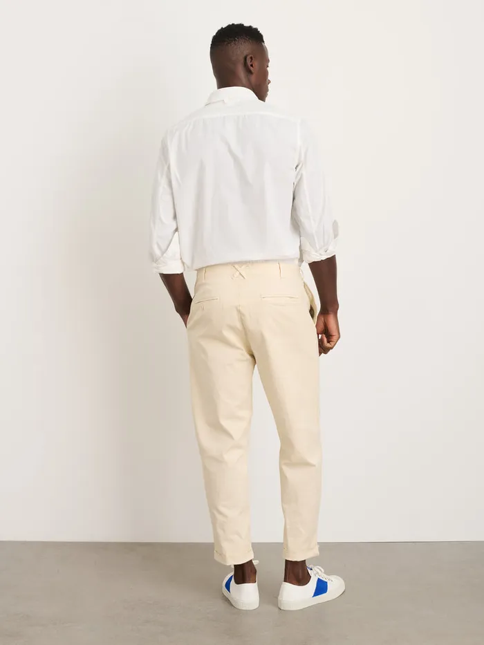 Men Alex Mill Pants Standard Pleated Pant In Chino Oat Milk