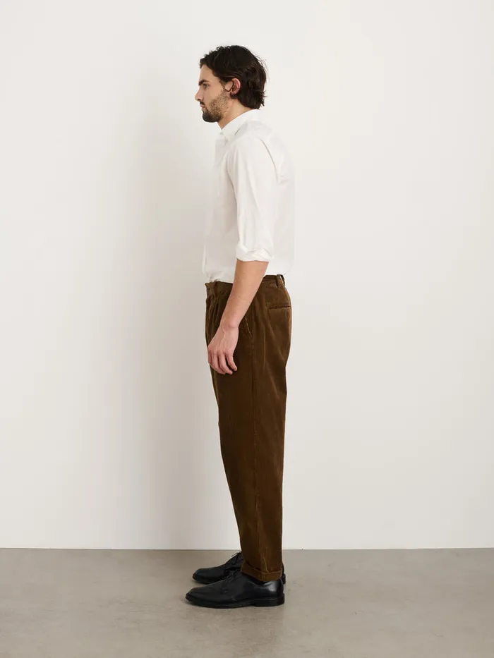 Men Alex Mill Pants Standard Pleated Pant In Corduroy Saddle