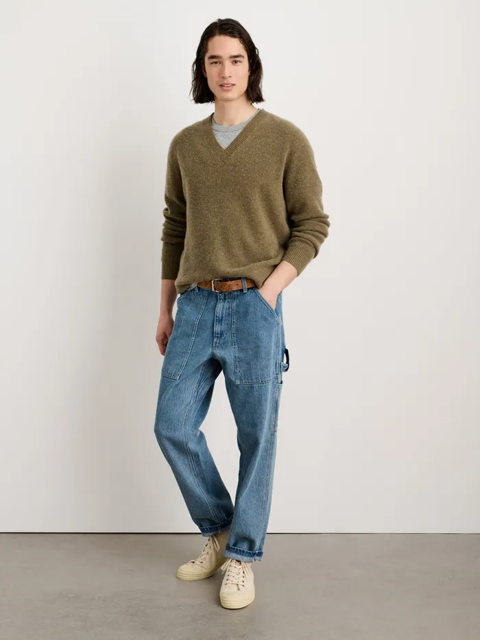 Men Alex Mill Sweaters Sweatshirts VNeck Sweater In Lightweight Cashmere Heather Olive
