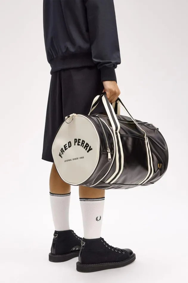 Men Bags Fred Perry Classic Barrel Bag Blackecru