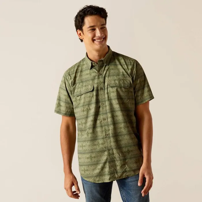 Men Button Down Shirts Ariat VentTEK Outbound Fitted Shirt Four Leaf Clover