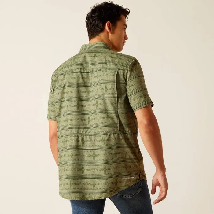 Men Button Down Shirts Ariat VentTEK Outbound Fitted Shirt Four Leaf Clover