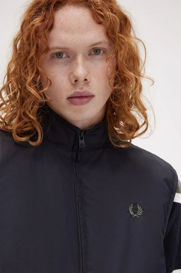 Men Coats and Jackets Fred Perry Brentham Gilet Black