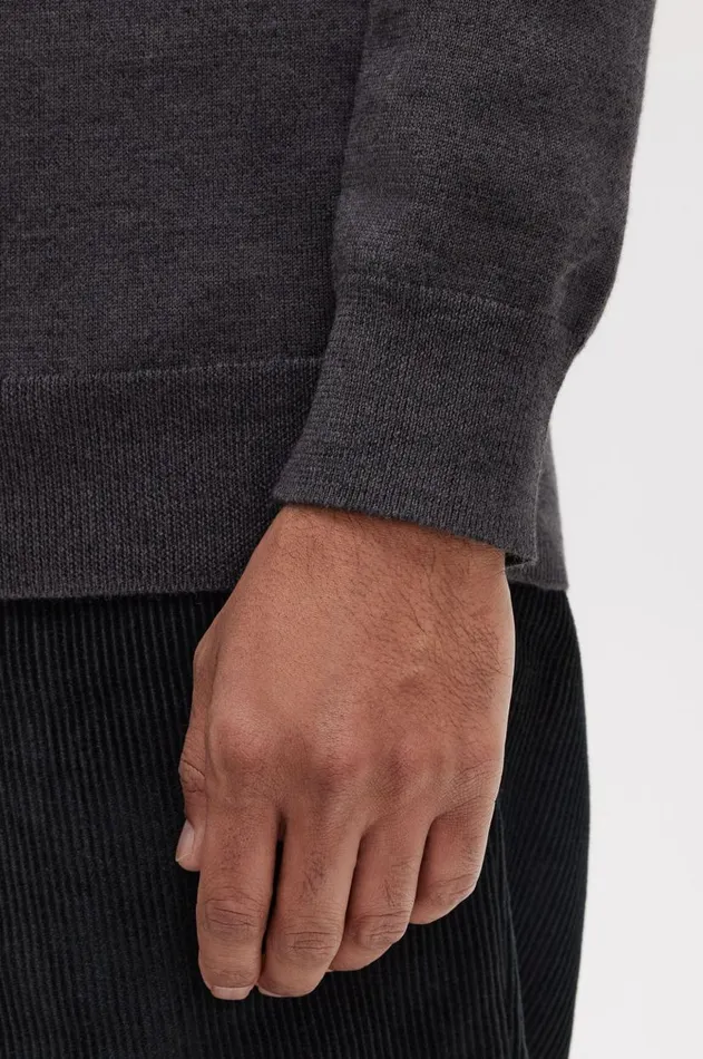 Men Knitwear Fred Perry Classic Crew Neck Jumper Dark Grey Marl