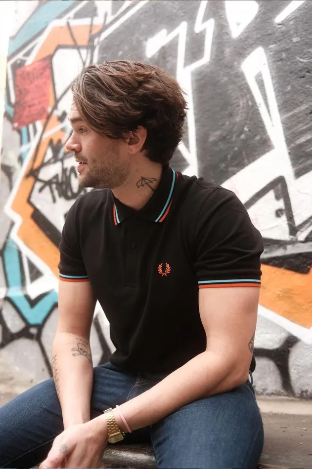 Men Polo Shirts Fred Perry M12 Blackhamburg Sky Blueorange Spray Paint