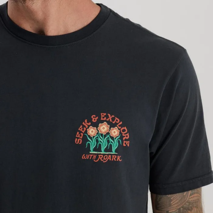 Men Roark Tees Seek and Explore Premium Tee Black