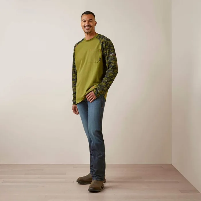 Men TShirts and Polos Ariat FR Stretch Camo Baseball TShirt Avocado Camo Men TShirts and Polos Ariat FR Stretch Camo Baseball TShirt Avocado Camo