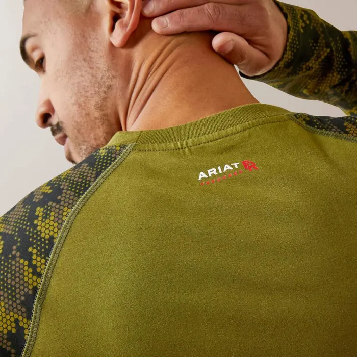 Men TShirts and Polos Ariat FR Stretch Camo Baseball TShirt Avocado Camo Men TShirts and Polos Ariat FR Stretch Camo Baseball TShirt Avocado Camo