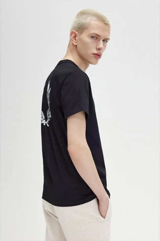 Men TShirts Fred Perry Advantage Perry TShirt Black