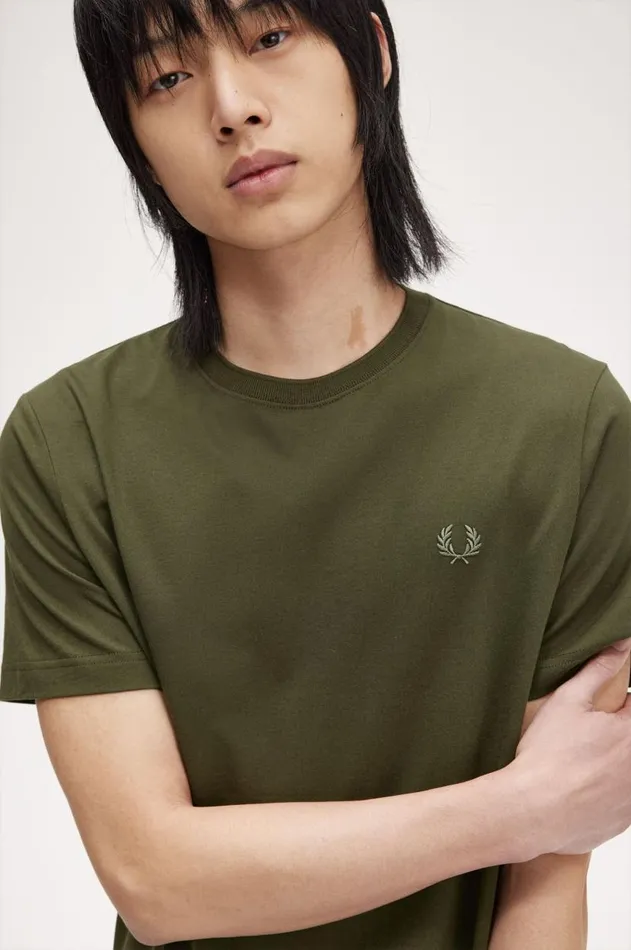 Men TShirts Fred Perry Crew Neck TShirt Hunting Greenlaurel Wreath Green