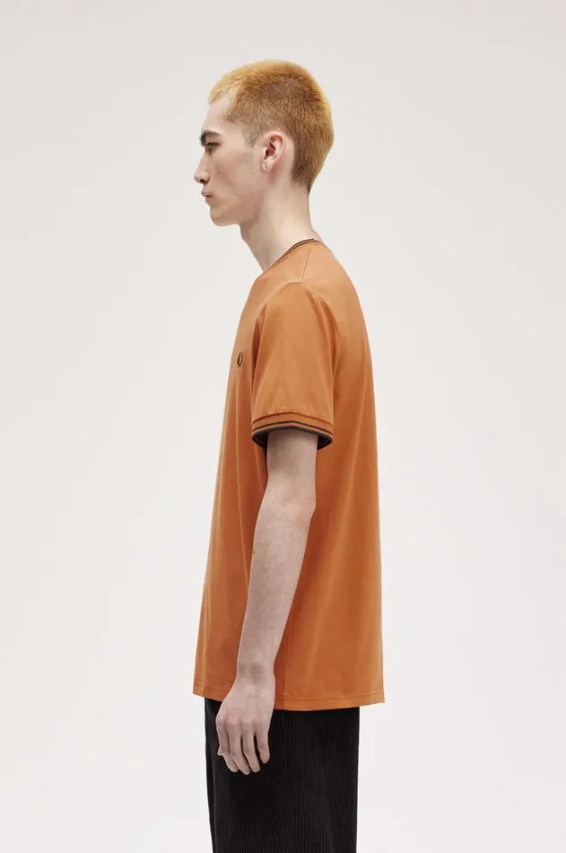 Men TShirts Fred Perry Twin Tipped TShirt Marmaladeblack