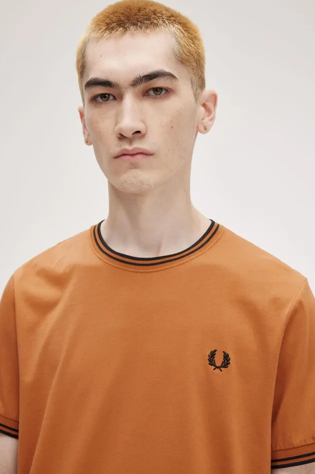 Men TShirts Fred Perry Twin Tipped TShirt Marmaladeblack