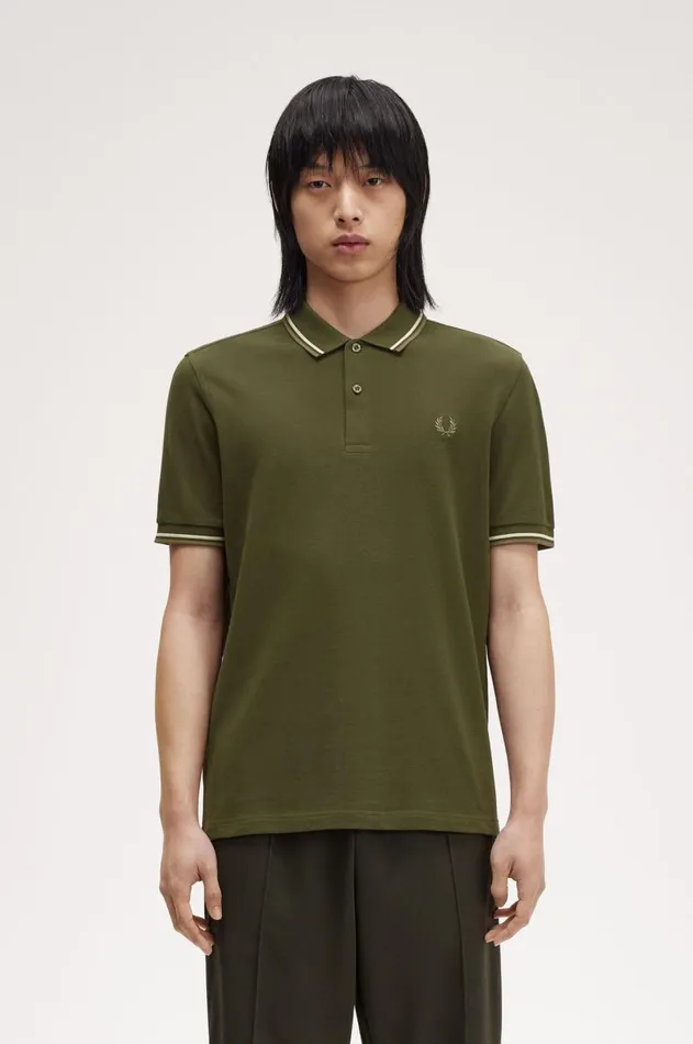 Men The Fred Perry Shirt Fred Perry M3600 Hunting Greenlight Oysterlaurel Wreath Green