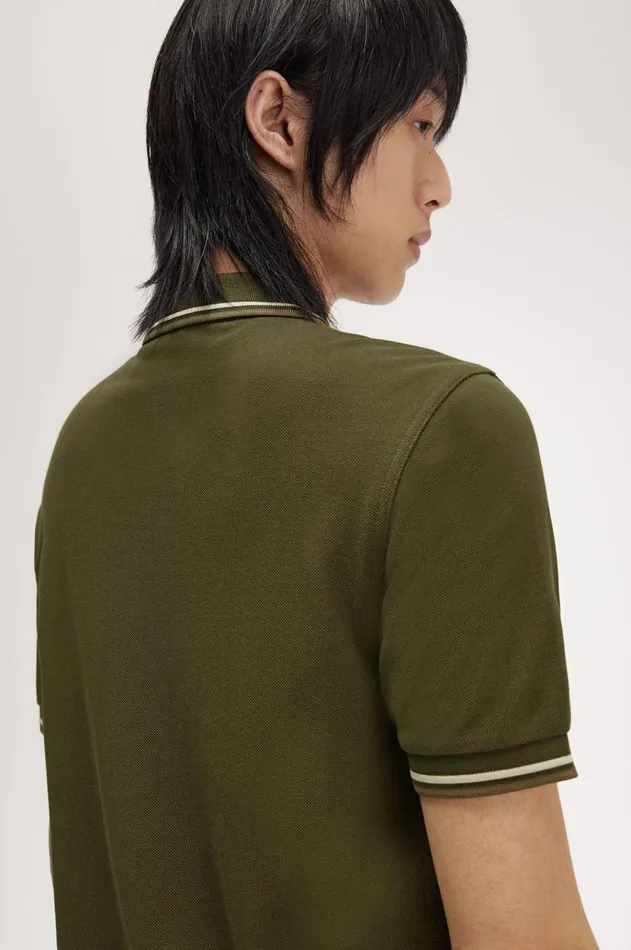 Men The Fred Perry Shirt Fred Perry M3600 Hunting Greenlight Oysterlaurel Wreath Green
