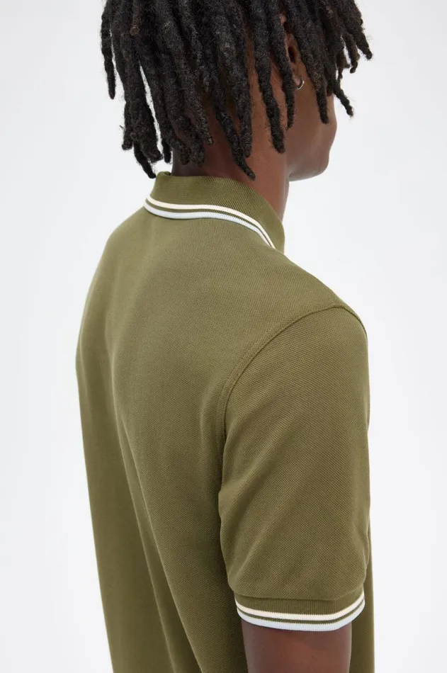Men The Fred Perry Shirt Fred Perry M3600 Uniform Greensnow Whitelight Ice