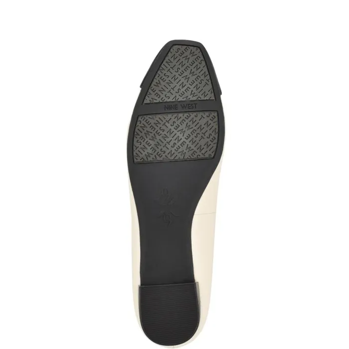 Ollin 9X9 Dress Flats White Women Nine West Ballets