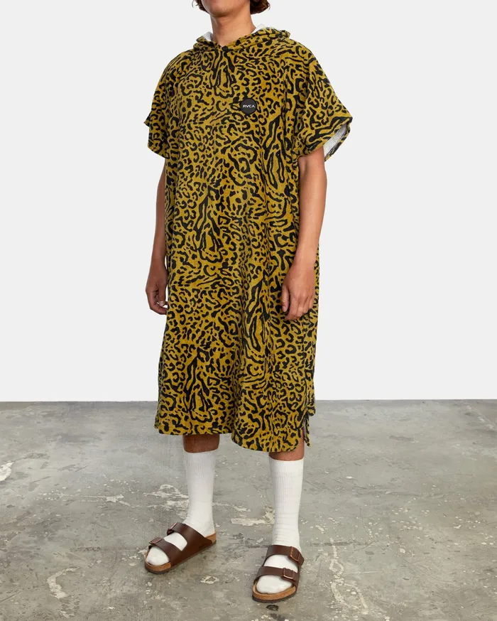 RVCA Mens Other Accessories Stranger Poncho Changing Towel Multi Mul Gift 4 You