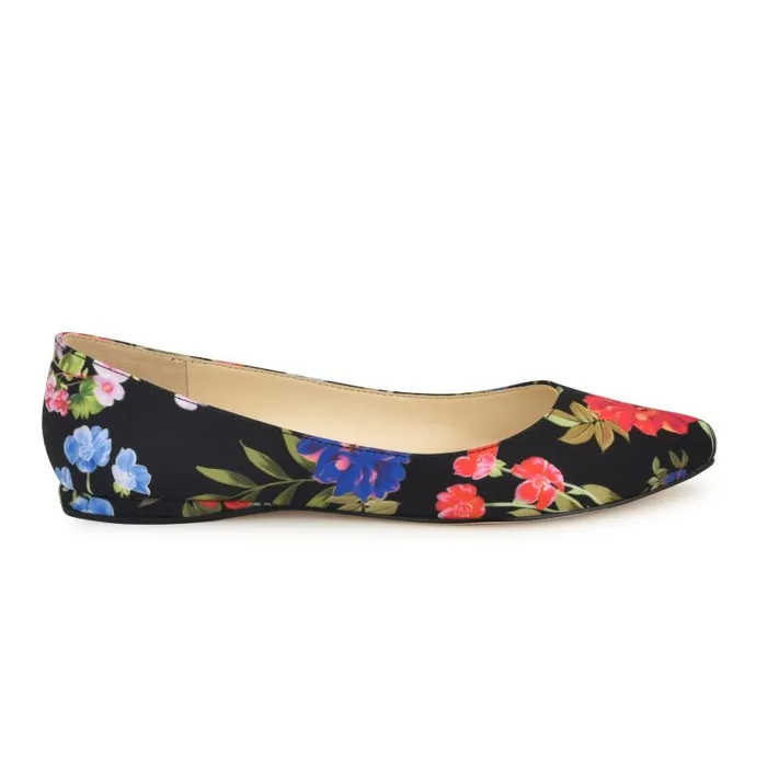 Speakup Almond Toe Flats Black Floral Women Nine West Flats and Loafers