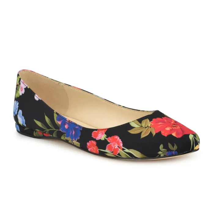 Speakup Almond Toe Flats Black Floral Women Nine West Flats and Loafers