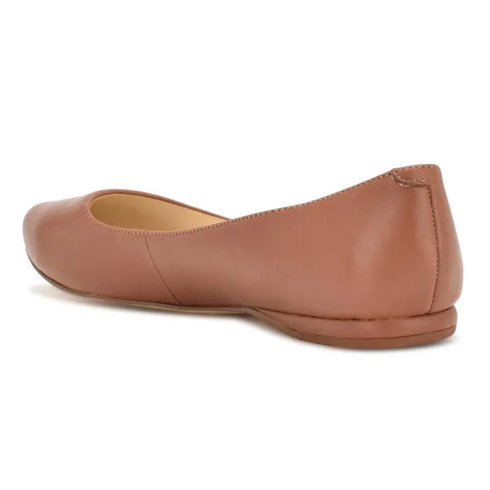 Speakup Almond Toe Flats Pecan Brown Leather Women Nine West Flats and Loafers