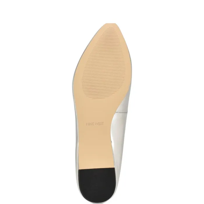 Speakup Almond Toe Flats Silver Women Nine West Ballets