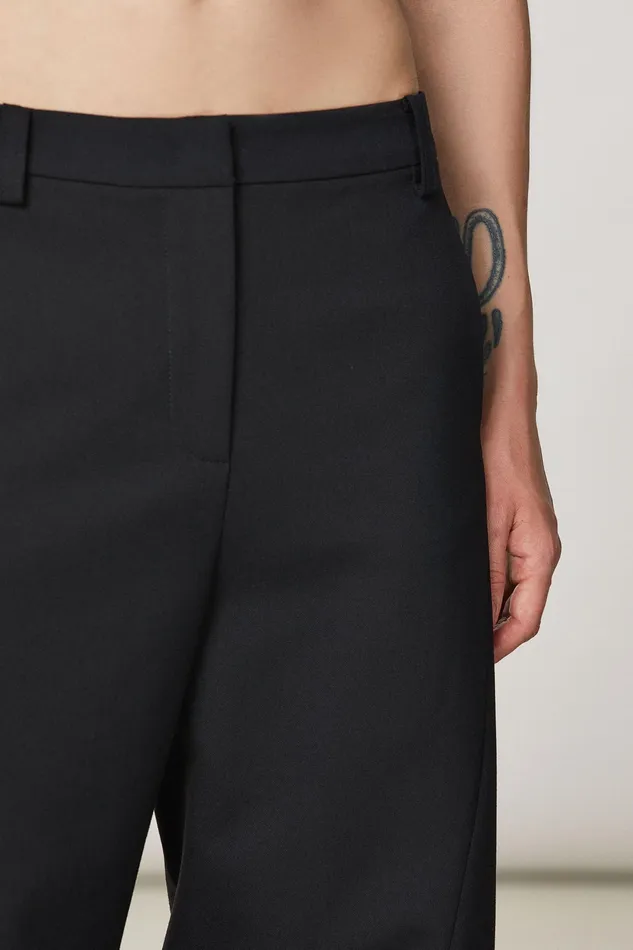 Straight Cut Women Patrizia Pepe Essential Pants With Cuts Nero