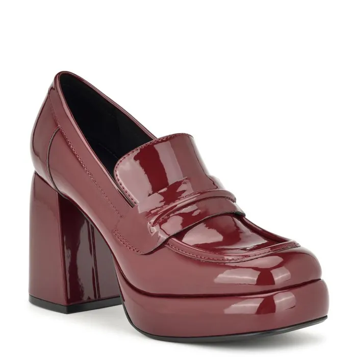 Verge Casual Moc Loafers Medium Red Women Nine West Flats and Loafers
