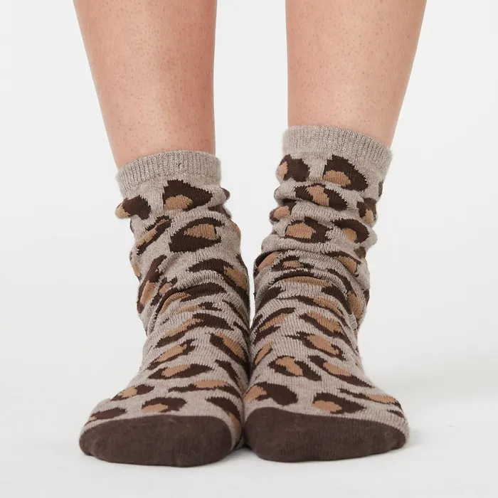 Women Accessories MONROW Leopard Calf Socks Iced Coffee