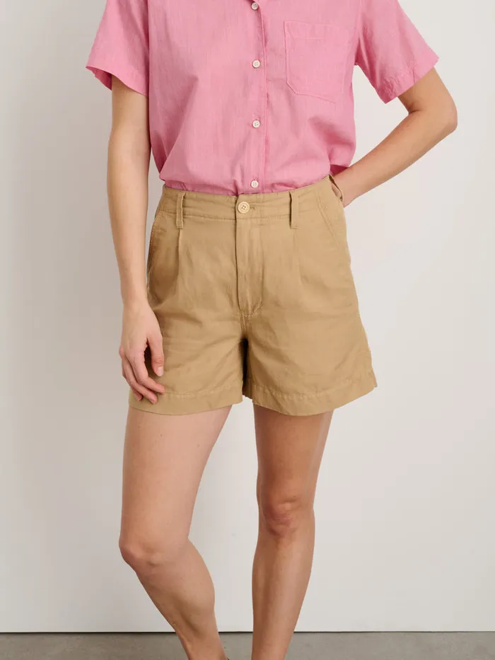 Women Alex Mill Shorts Pleated Shorts In Twill Vintage Khaki
