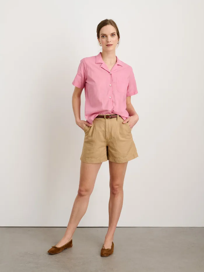 Women Alex Mill Shorts Pleated Shorts In Twill Vintage Khaki