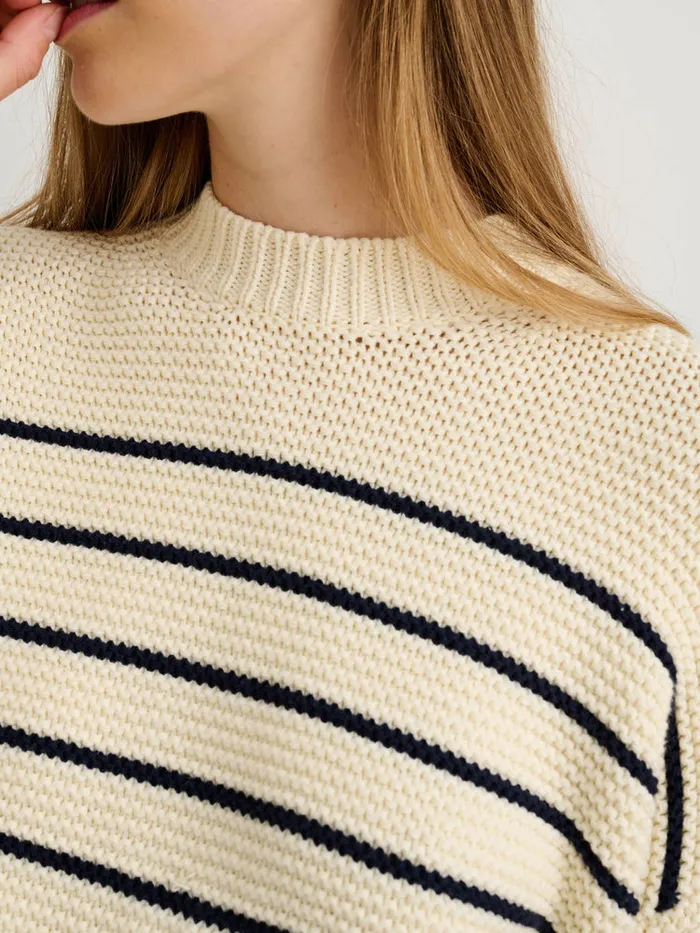 Women Alex Mill Sweaters ButtonBack Crewneck Sweater In Stripe Ivorydark Navy