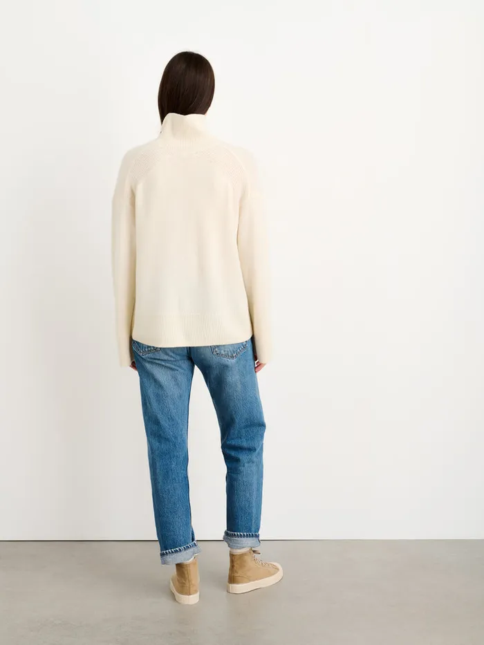 Women Alex Mill Sweaters Cecile Turtleneck In Cashmere Ivory