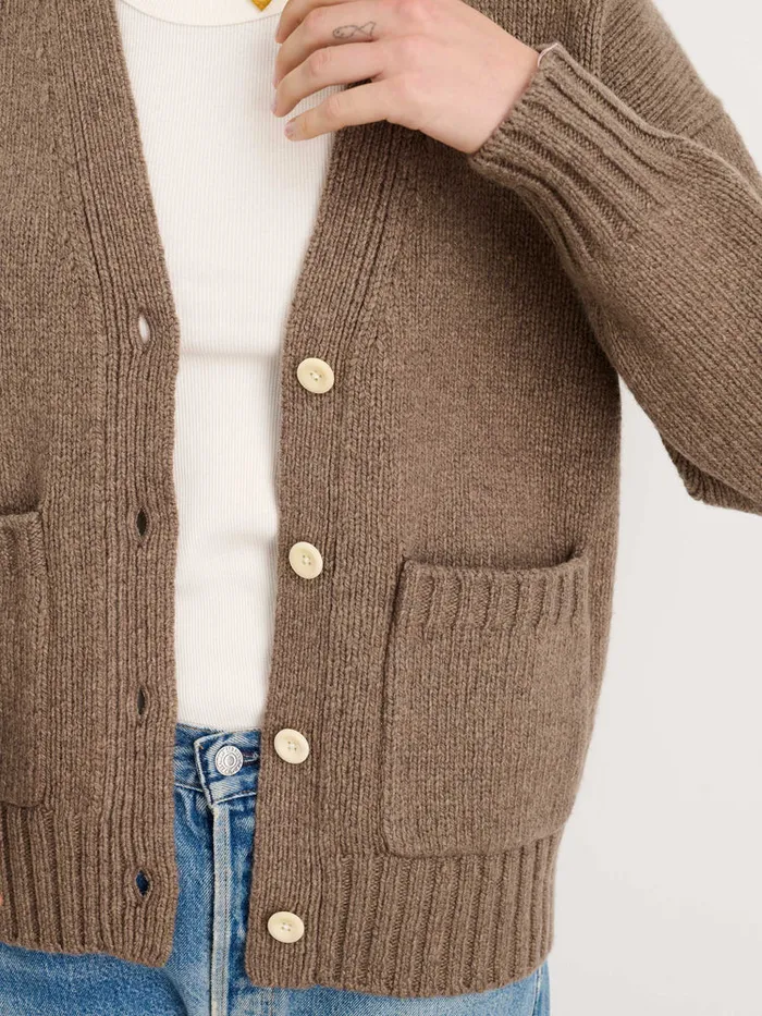 Women Alex Mill Sweaters Emma Cardigan In Lambswool Tiramisu