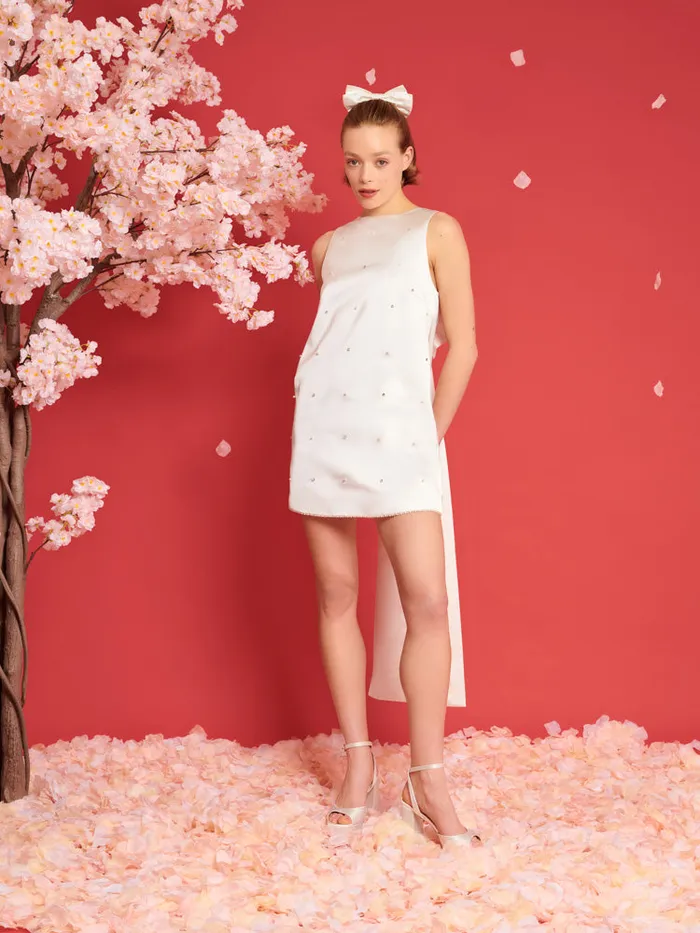 Women DREAM Evermore Embellished Bow Dress Pearled Ivory Sister Jane Dresses