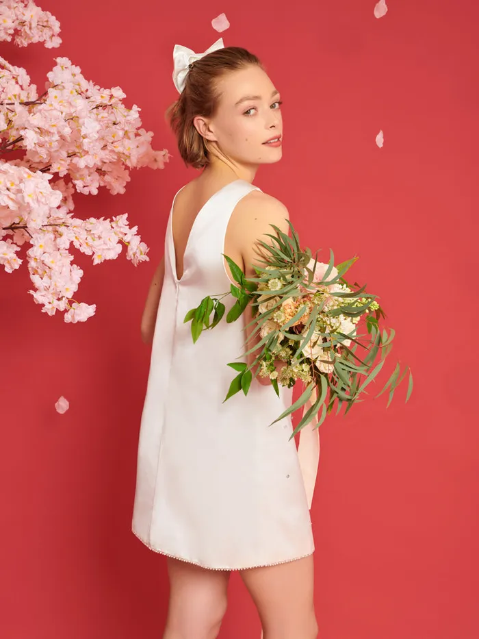 Women DREAM Evermore Embellished Bow Dress Pearled Ivory Sister Jane Dresses