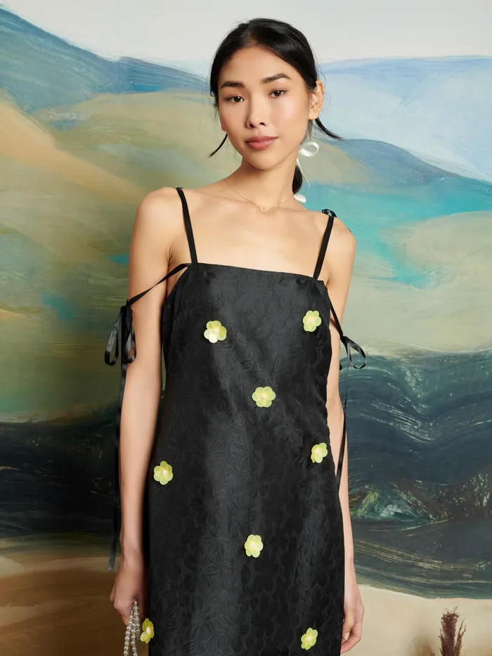 Women DREAM Fanciful Flower Midi Dress Coal Black Sister Jane Dresses