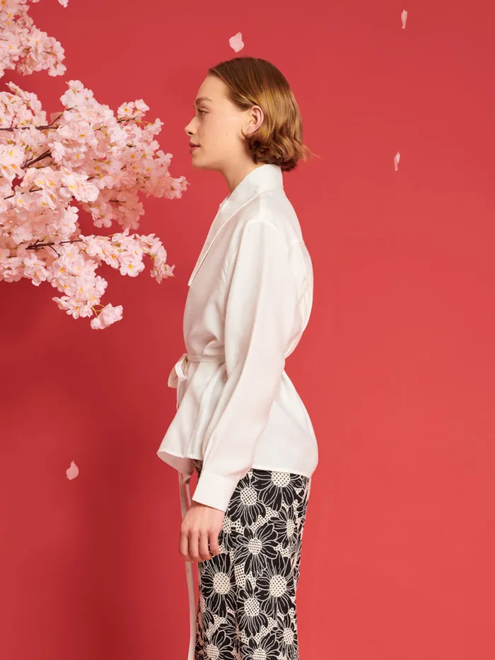 Women DREAM Fortune Belted Shirt Pearled Ivory Sister Jane Tops