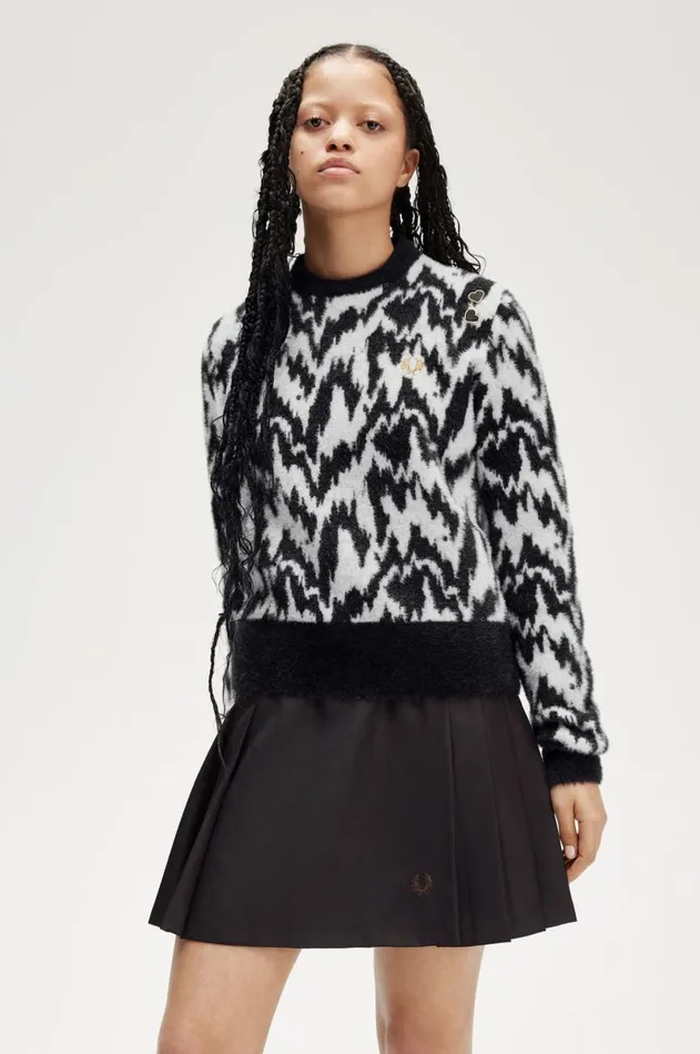 Women Knitwear Fred Perry Animal Jacquard Jumper Ecru