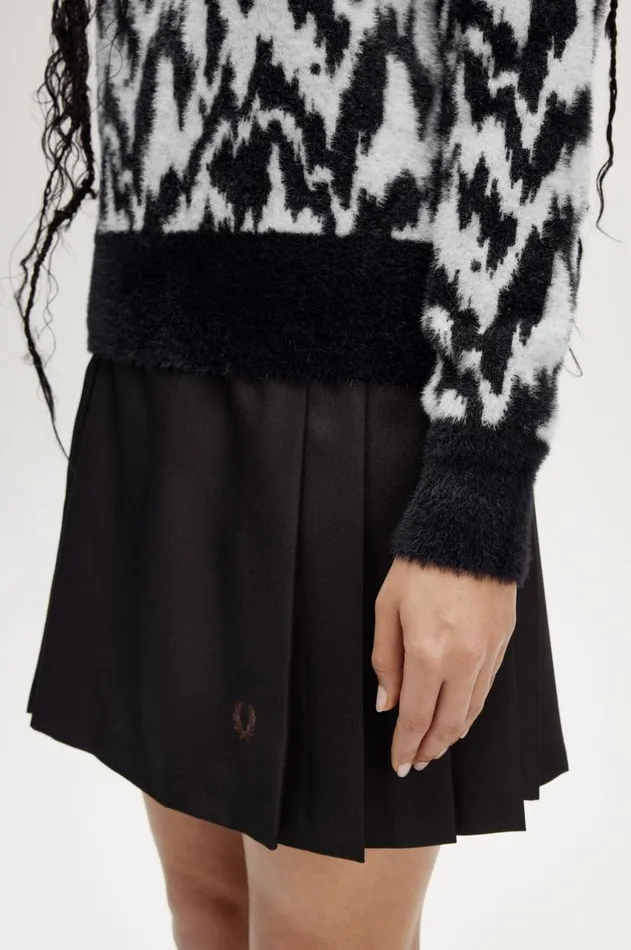 Women Knitwear Fred Perry Animal Jacquard Jumper Ecru