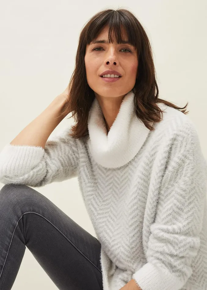 Women Phase Eight Knitwear Jess Chevron Jacquard Chunky Jumper Pale Grey